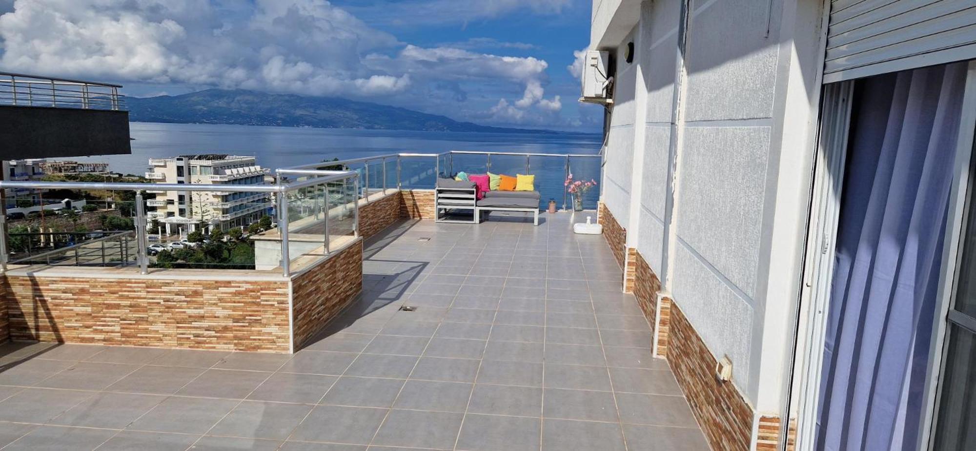 Sadet's Penthouse Apartamento Sarandë